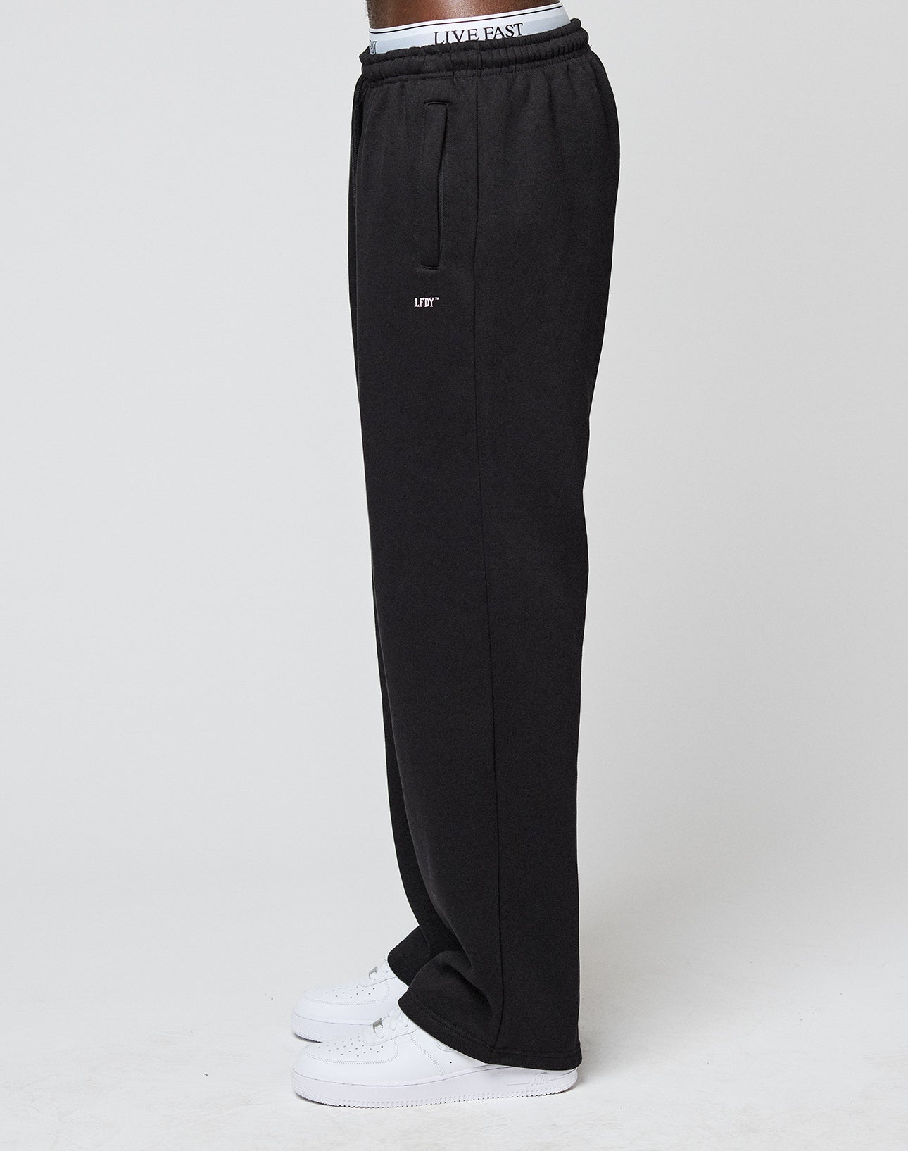 Basic Wide Jogger