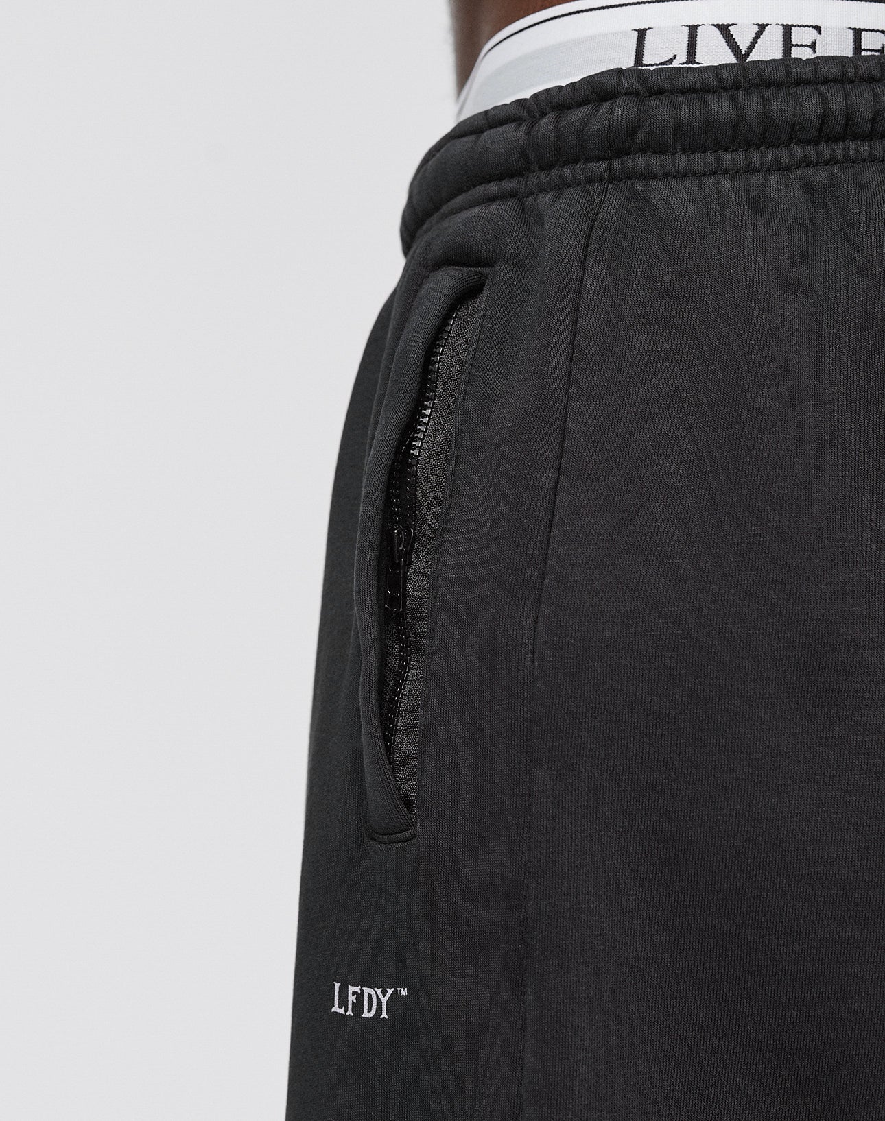 Basic Wide Jogger
