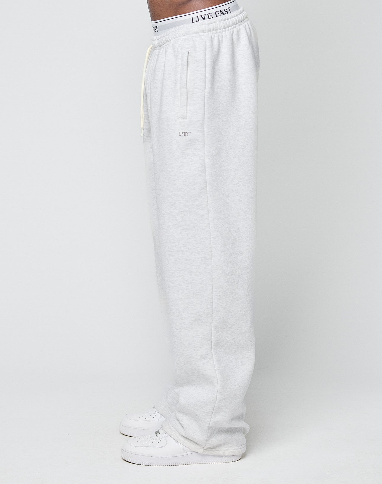 Basic Wide Jogger