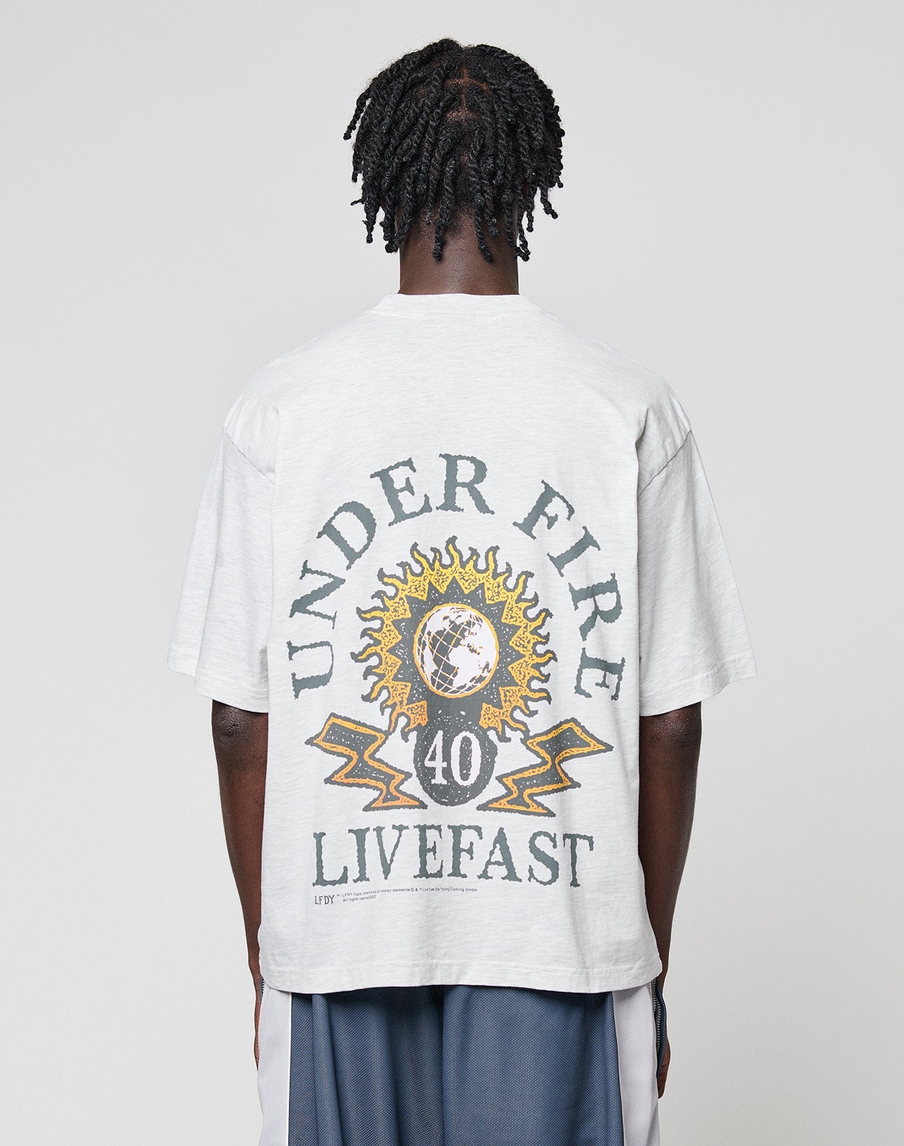 LFDY Under Fire Tee Weiß mit Grauem Backprint