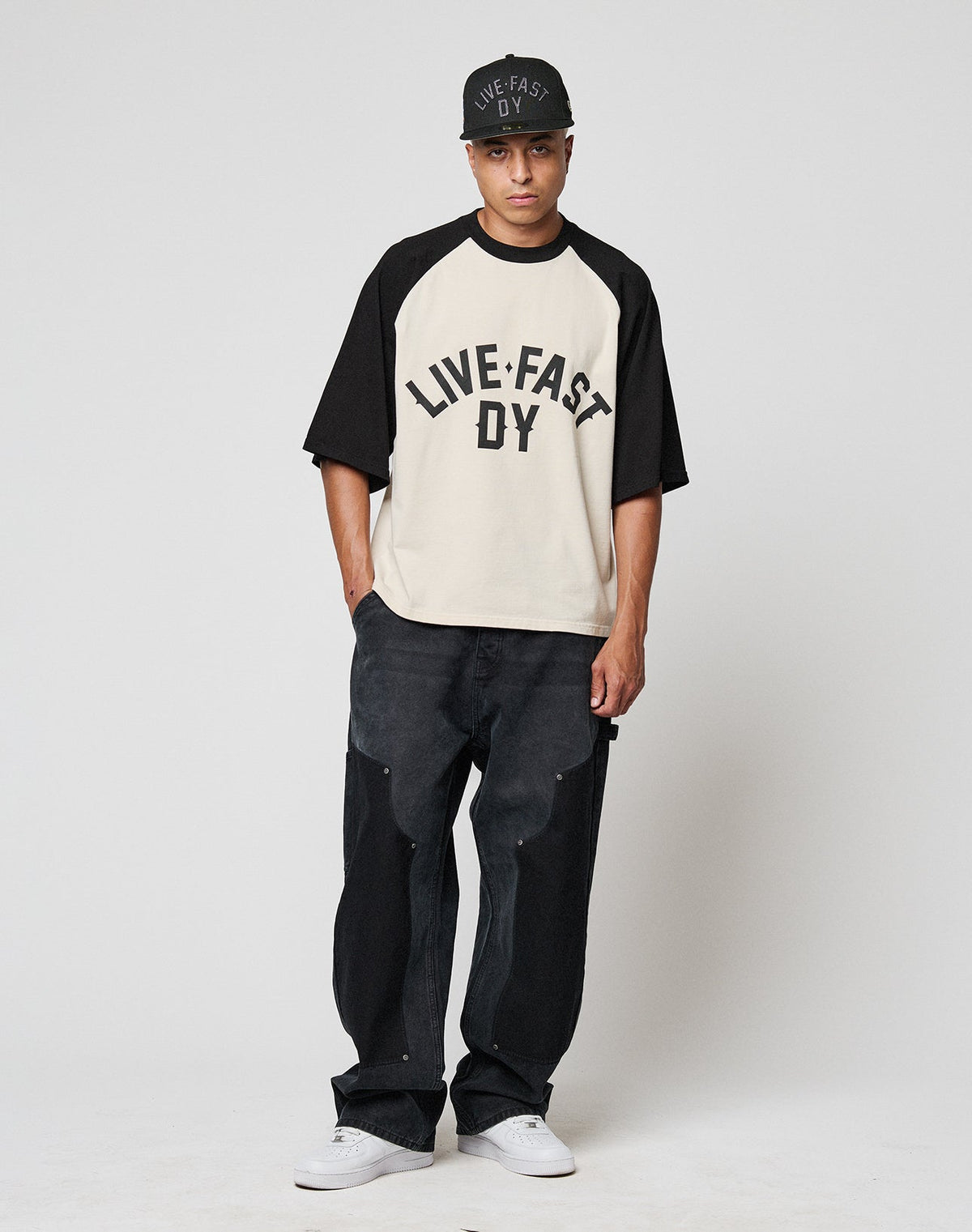 Live Fast Raglan Tee Schwarz Style