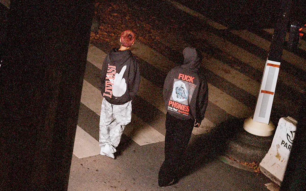 FUCK PHONES DROP