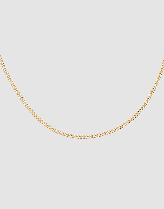 The Round Box Chain necklace by LIVE FAST DIE YOUNG is a simple, thin gold chain crafted from 925 vergoldet Sterling Silber with adjustable length, shown on a plain light grey background.