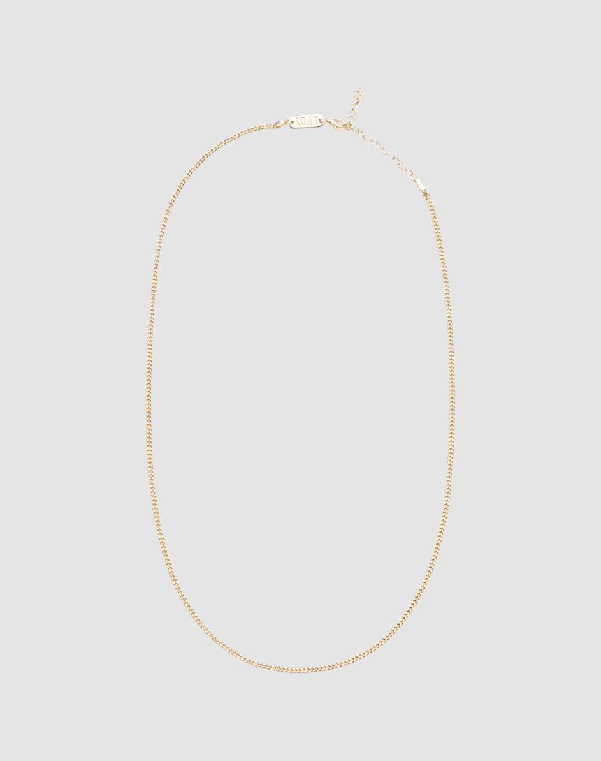 The LIVE FAST DIE YOUNG Round Box Chain is a thin gold necklace crafted from 925 vergoldet Sterling Silber, featuring a lobster clasp and small extender for an adjustable length, shown against a plain light gray background.