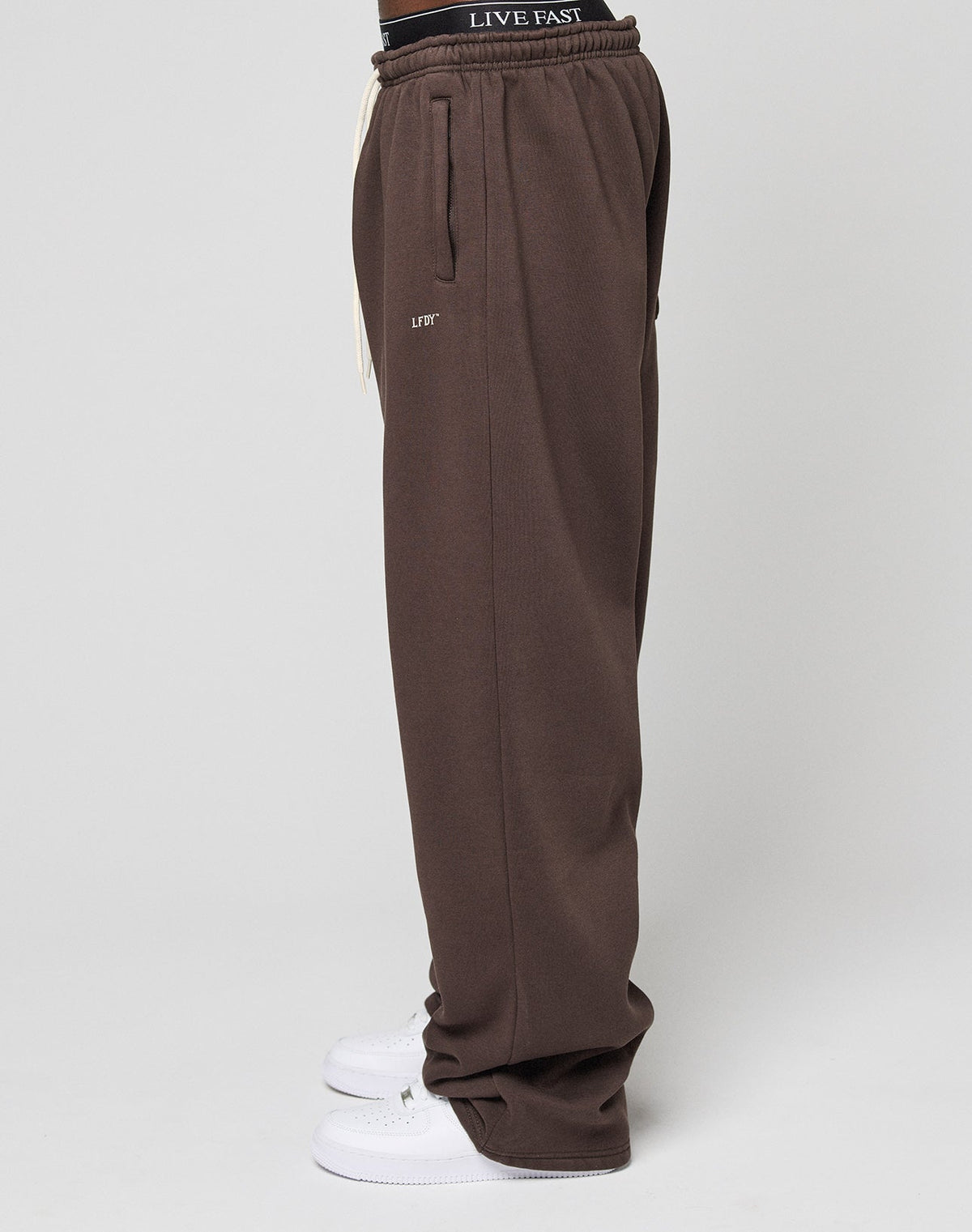 Basic Wide Jogger