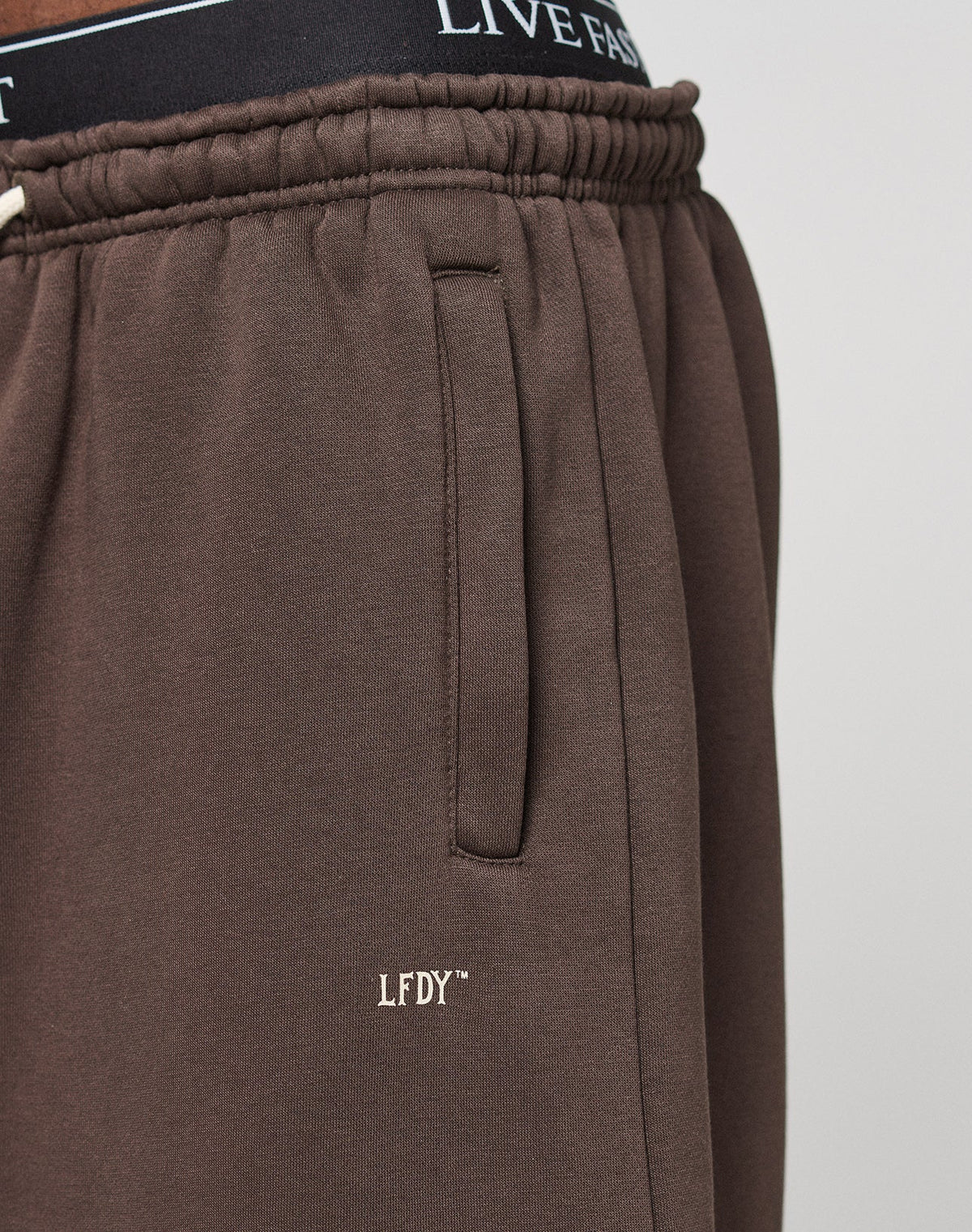 Basic Wide Jogger