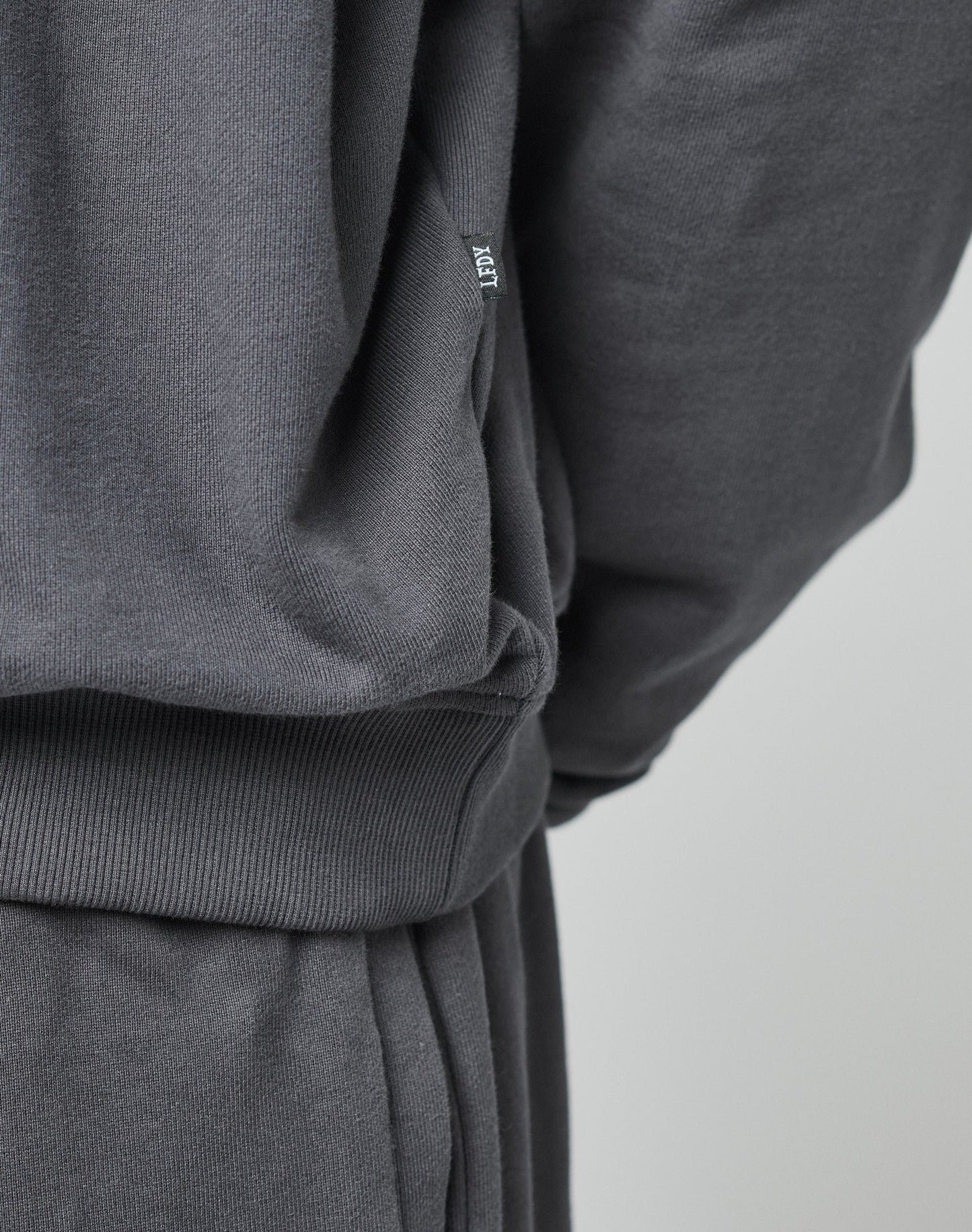 DY Sweater
