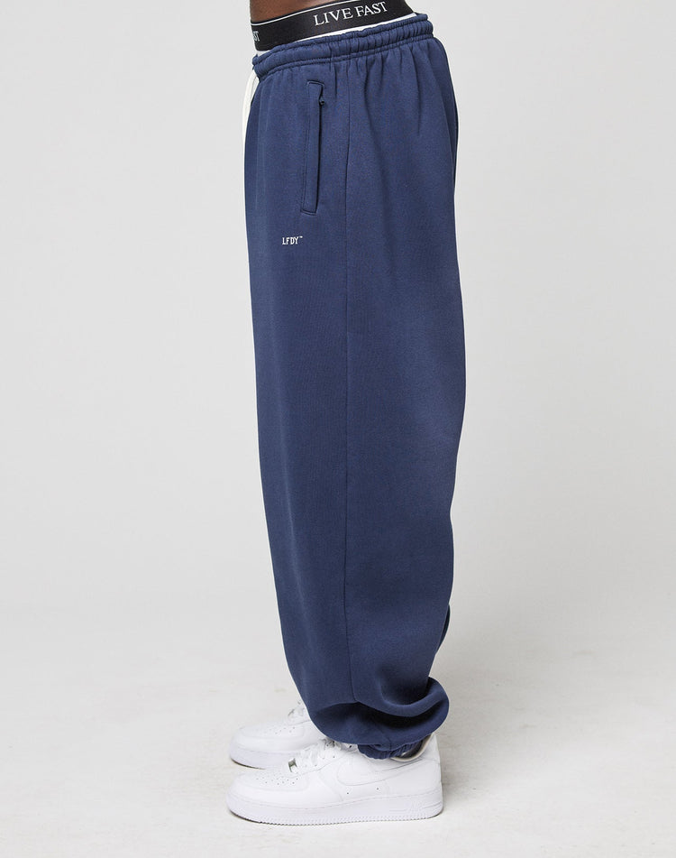 Basic Wide Cuffed Jogger