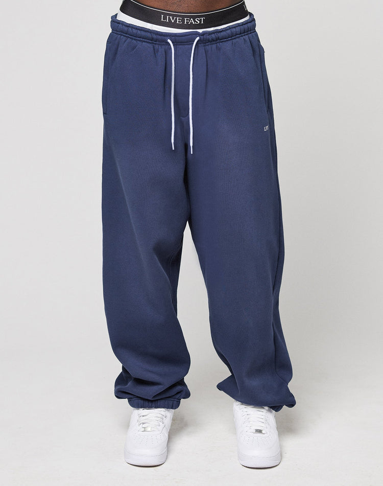 Basic Wide Cuffed Jogger