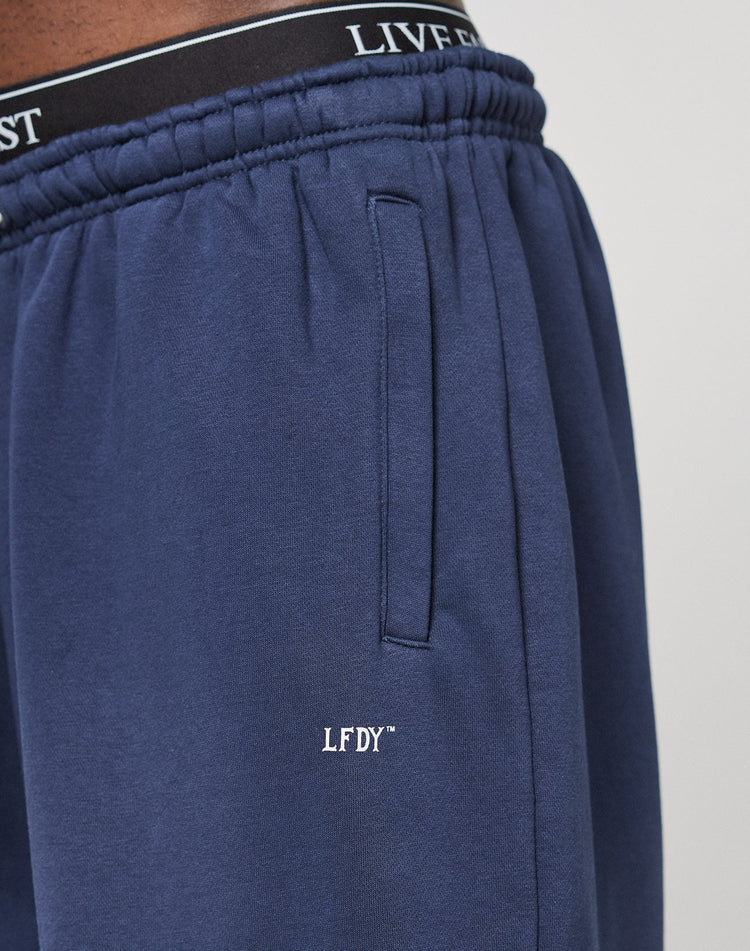 Basic Wide Cuffed Jogger