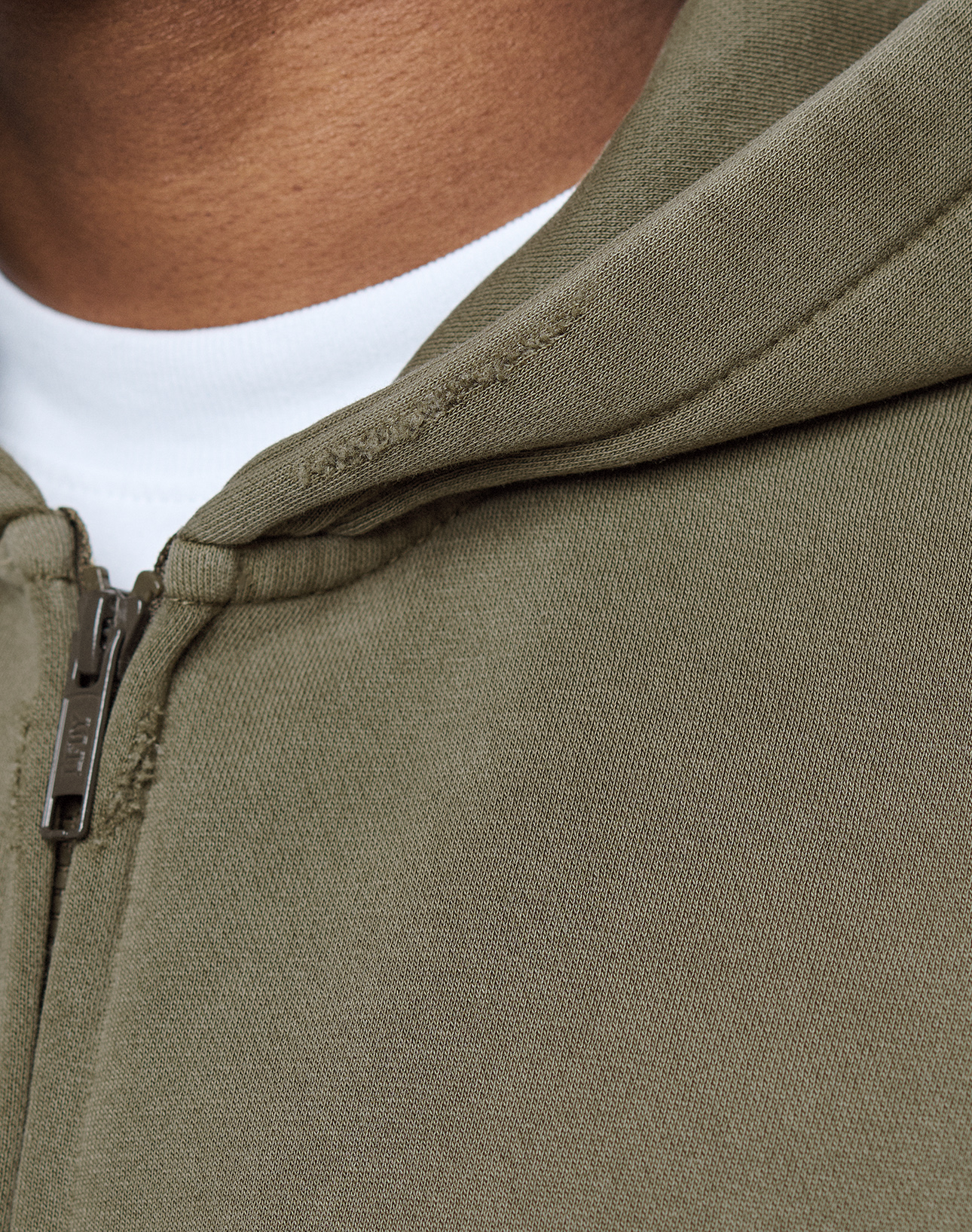 Basic Hooded Zip