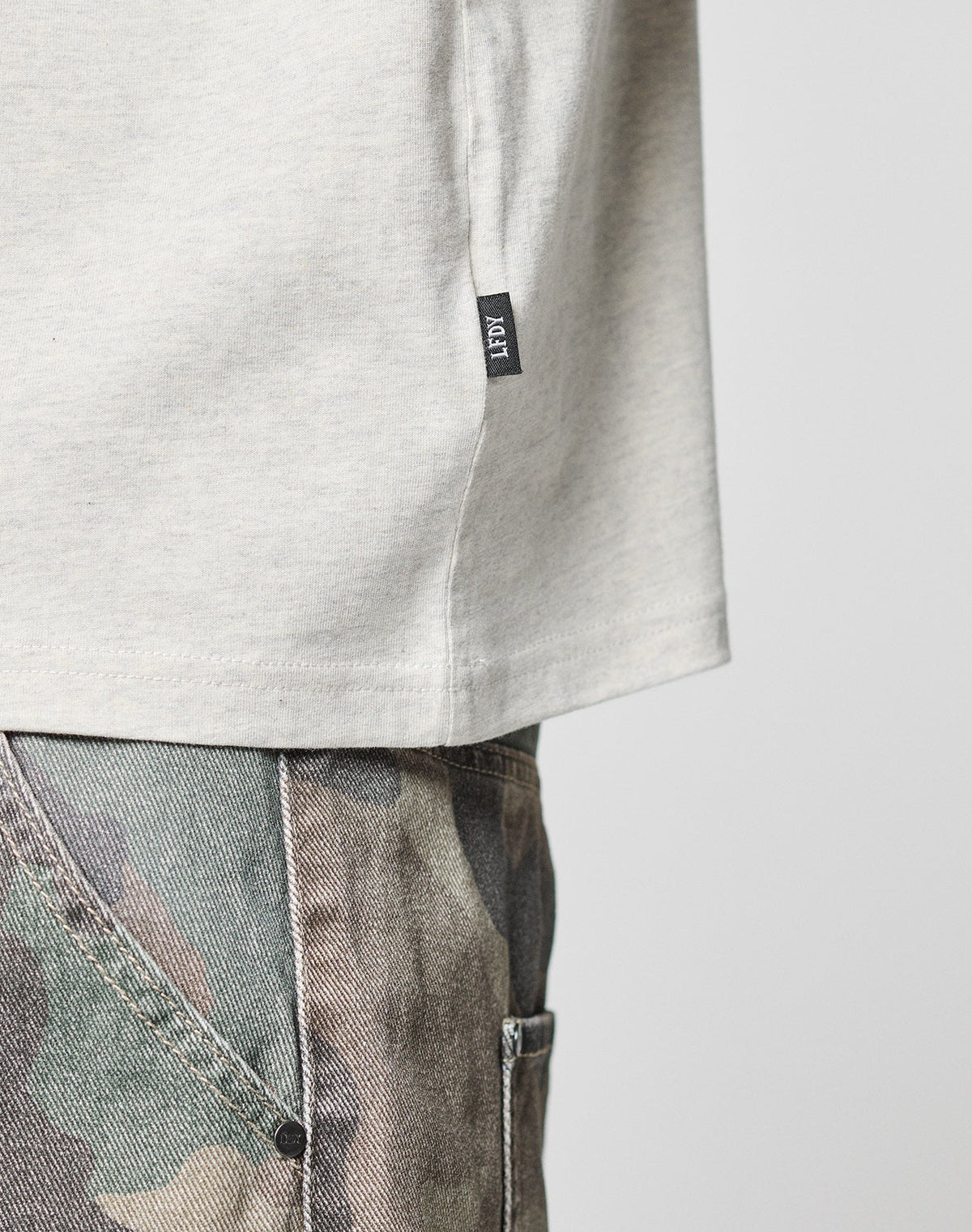LFDY 16 Cylinder Tee