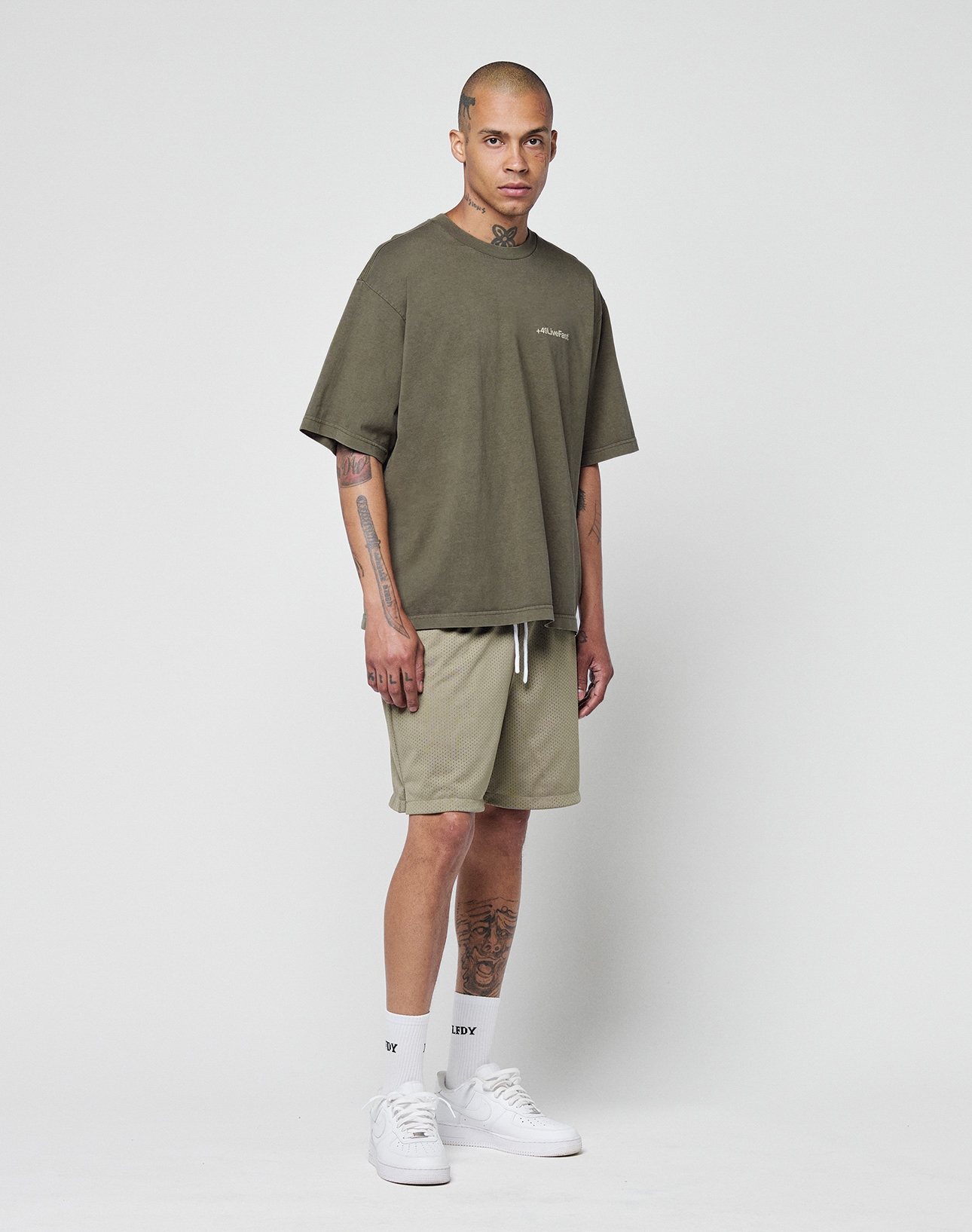 Basic +49 Chest Tee