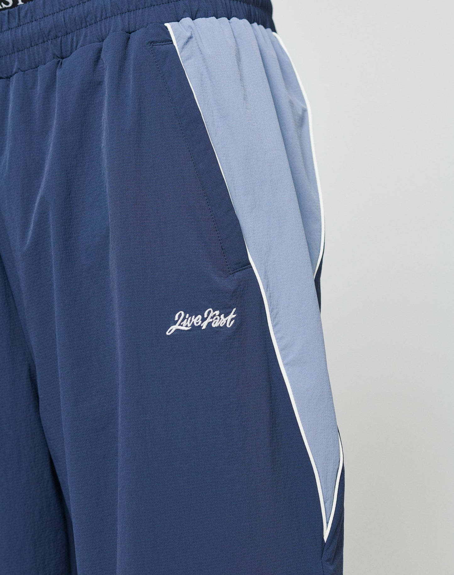 Basic Nylon Trackpants