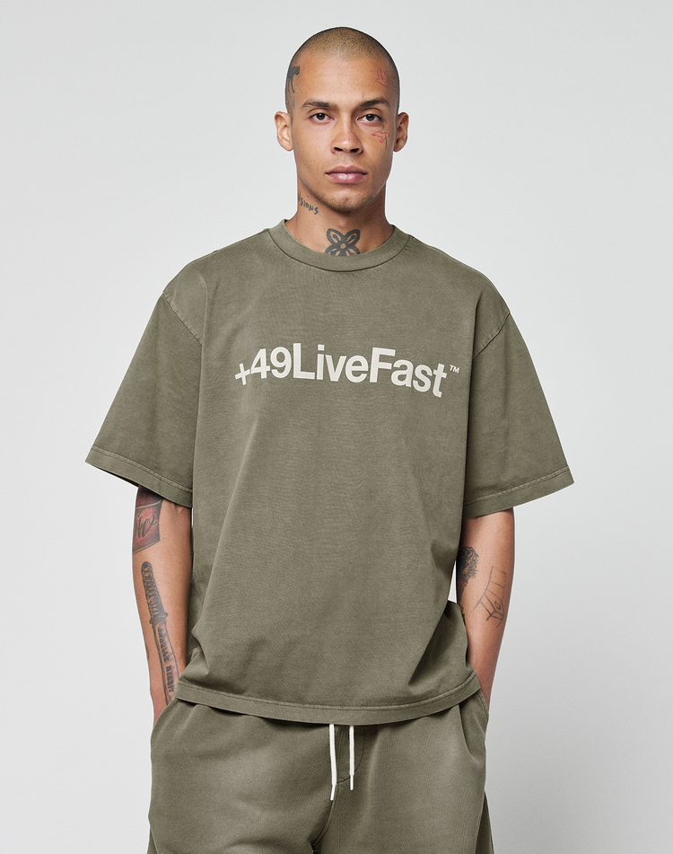Basic +49 Tee