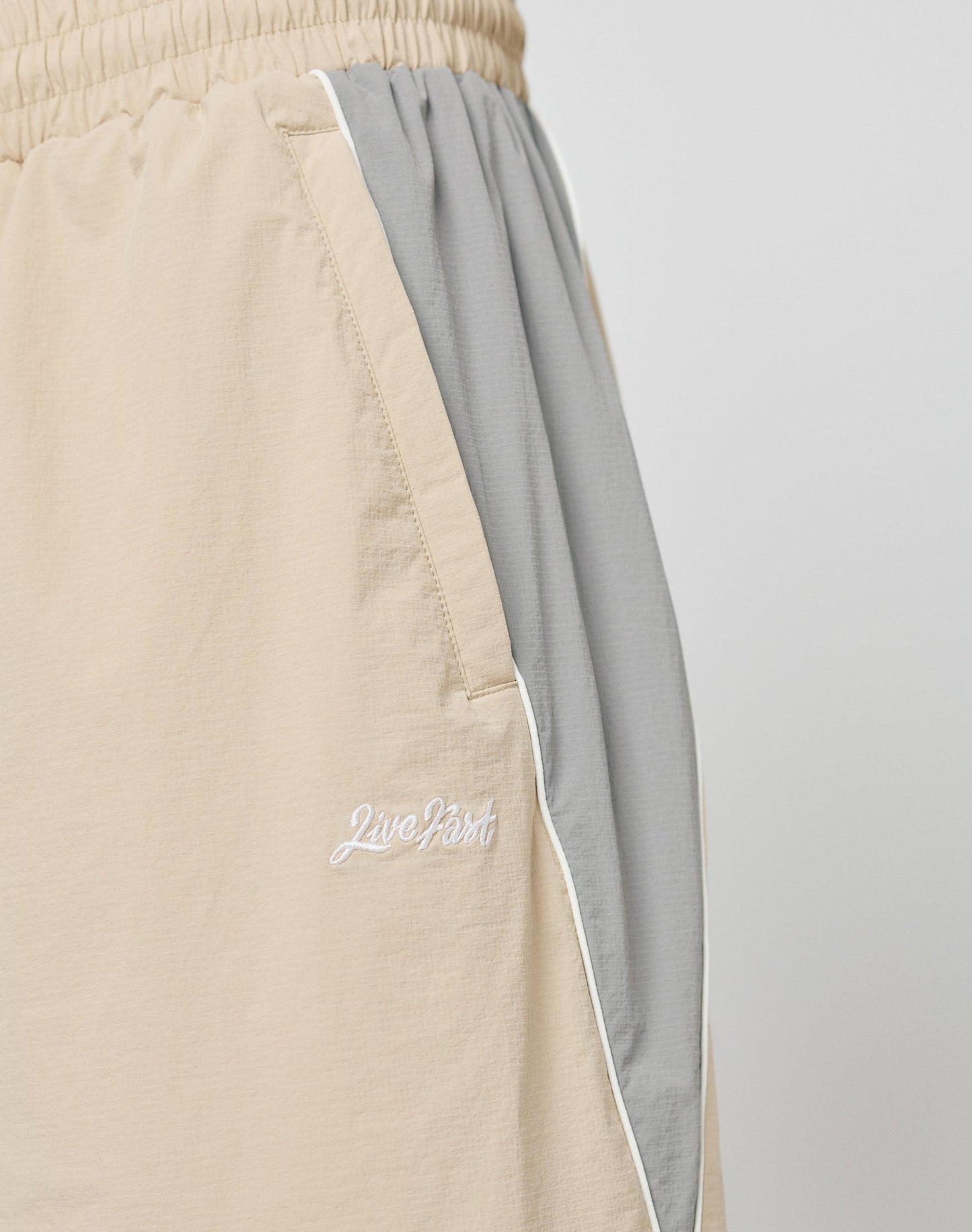 Basic Nylon Trackpants