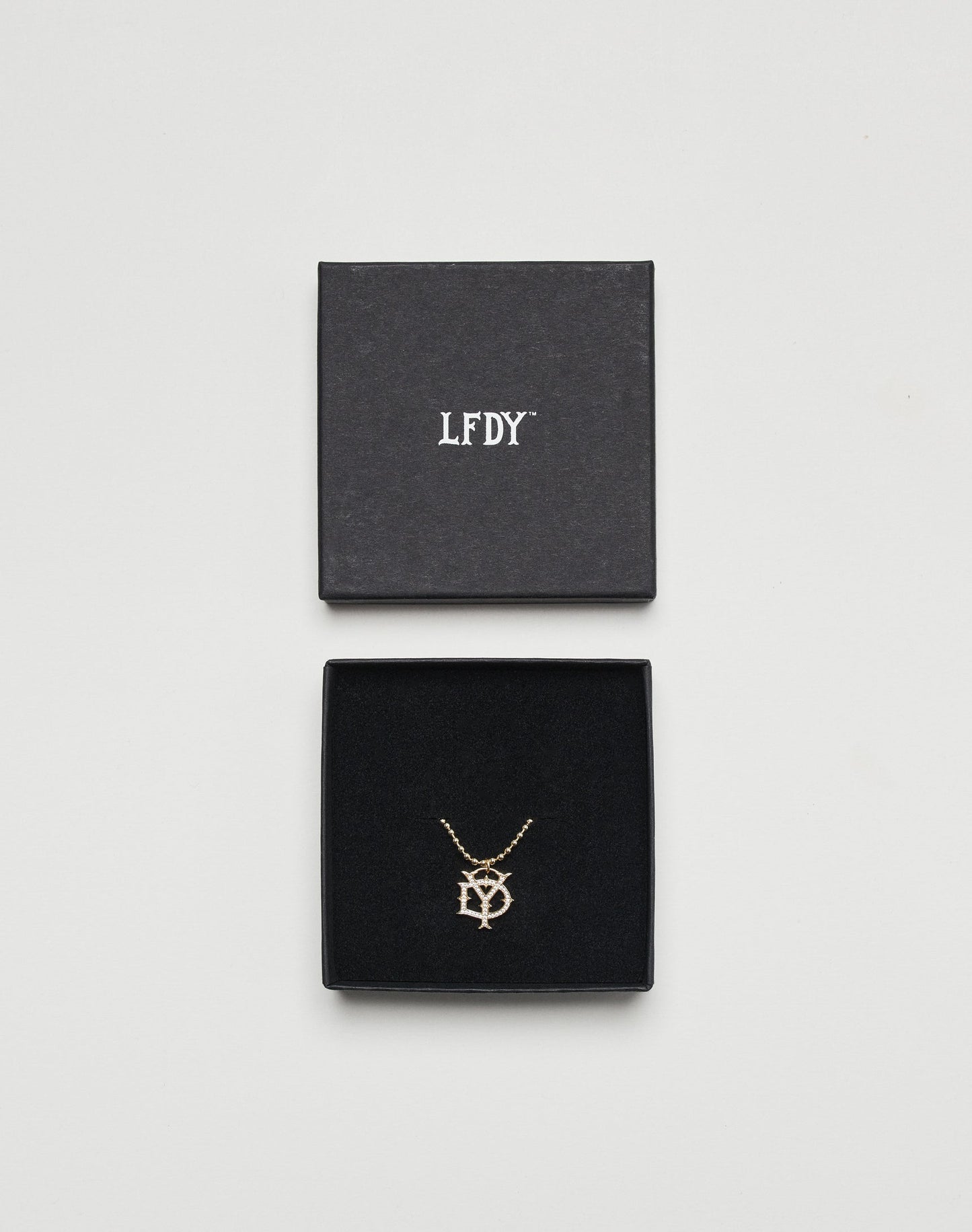 DY Chain