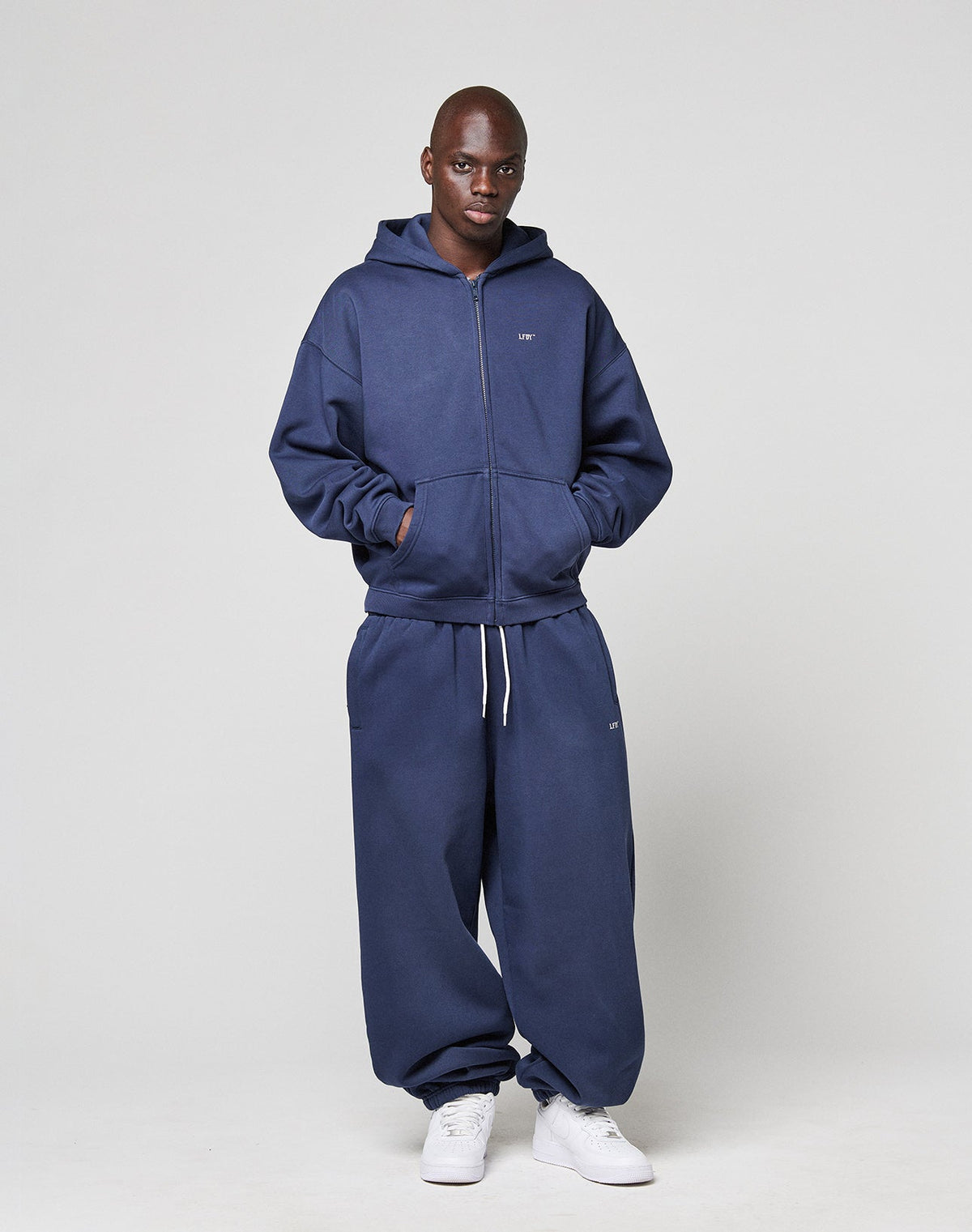Basic Wide Cuffed Jogger