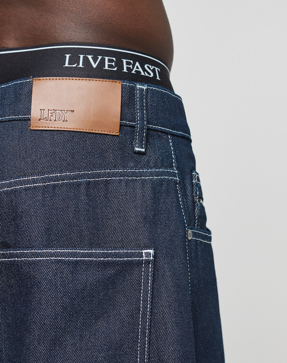 LFDY Baggy Raw Denim
