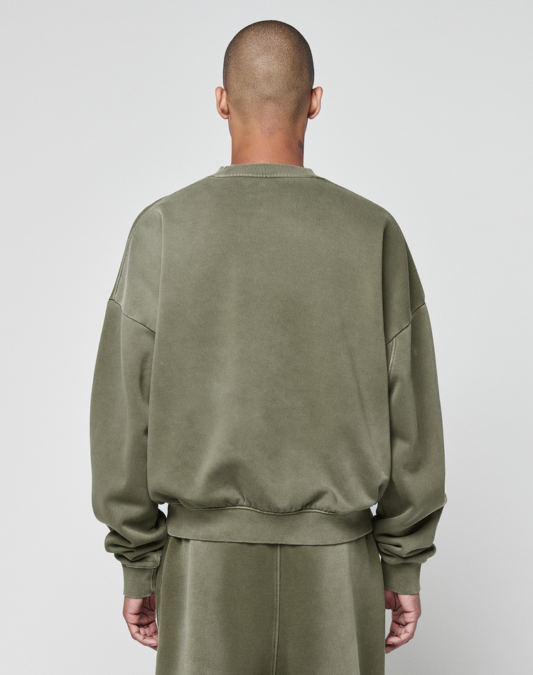 Basic Chest Sweater