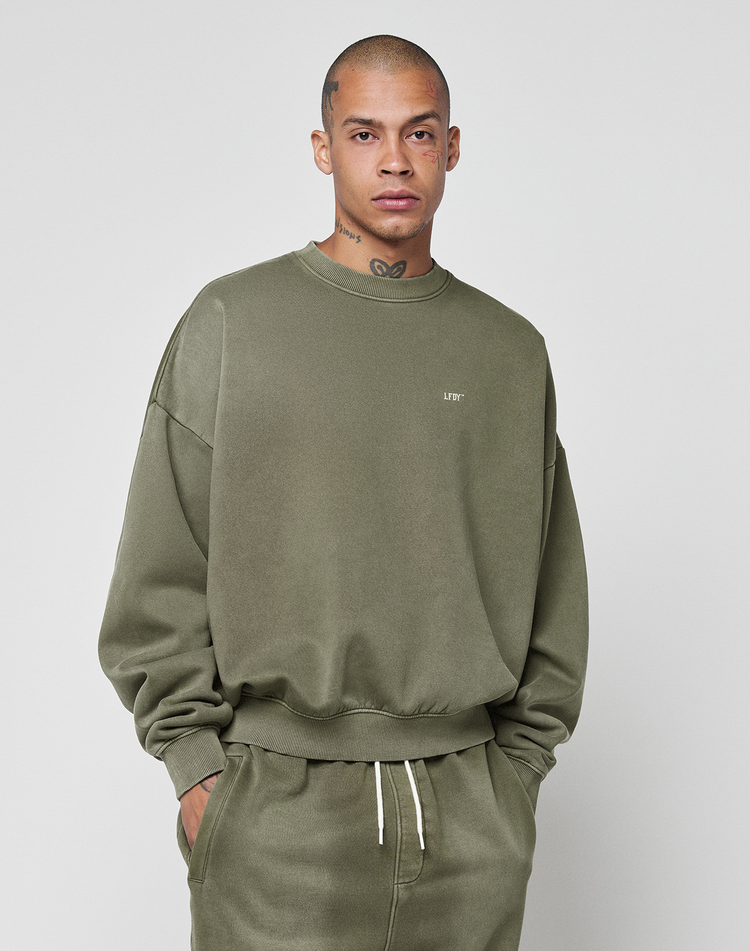 Basic Chest Sweater
