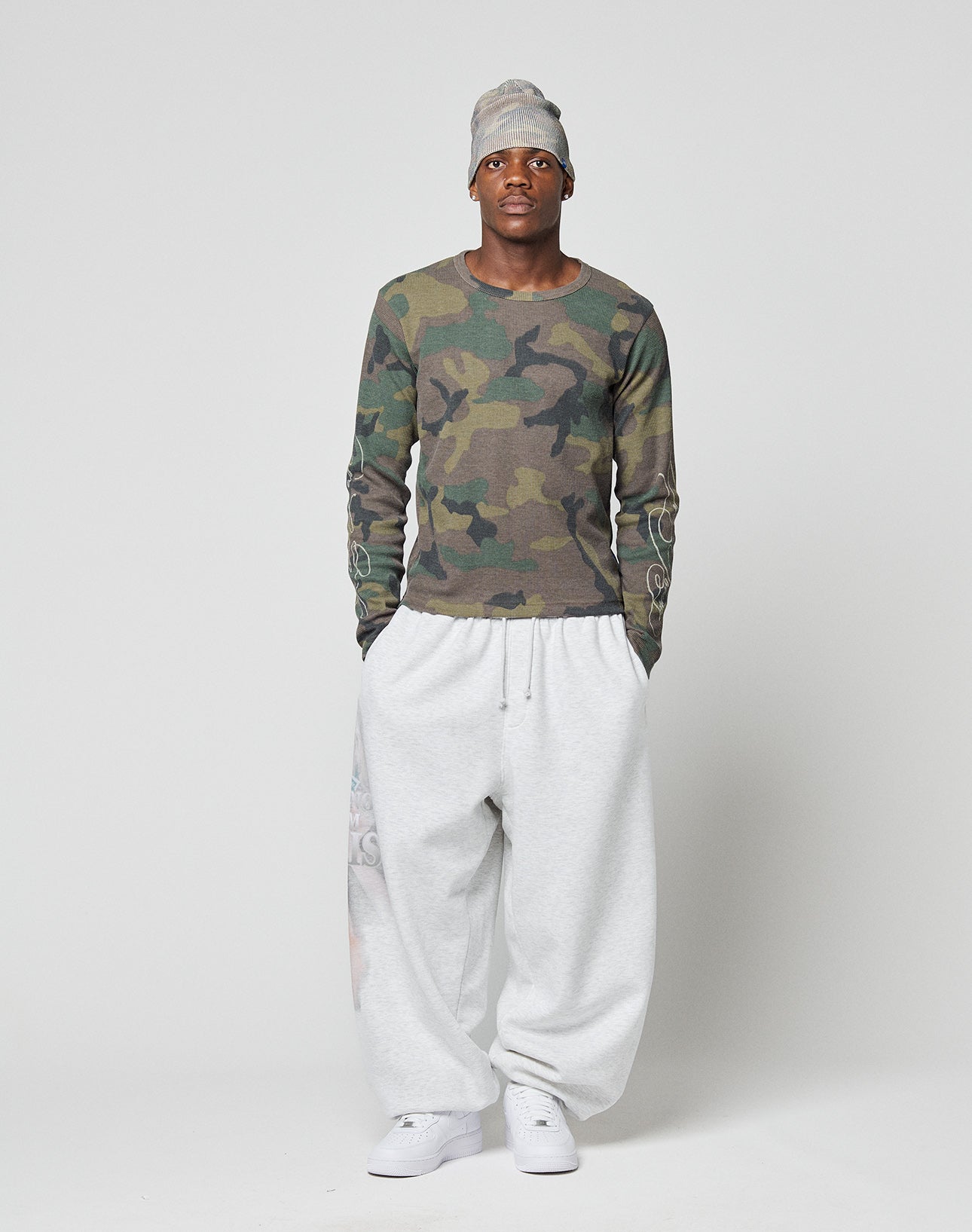 LFDY Greetings Jogger
