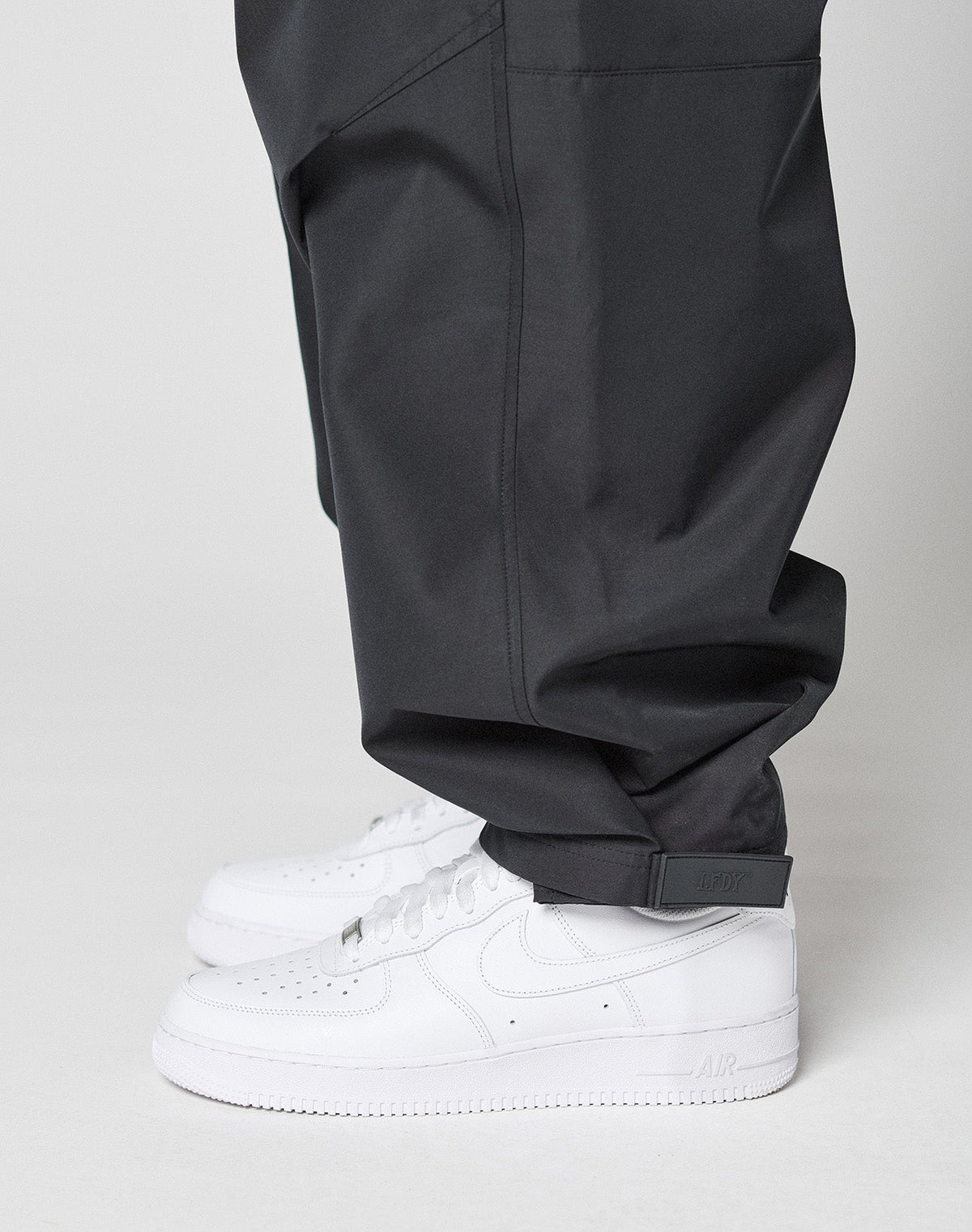 LFDY Baggy Shell Pants
