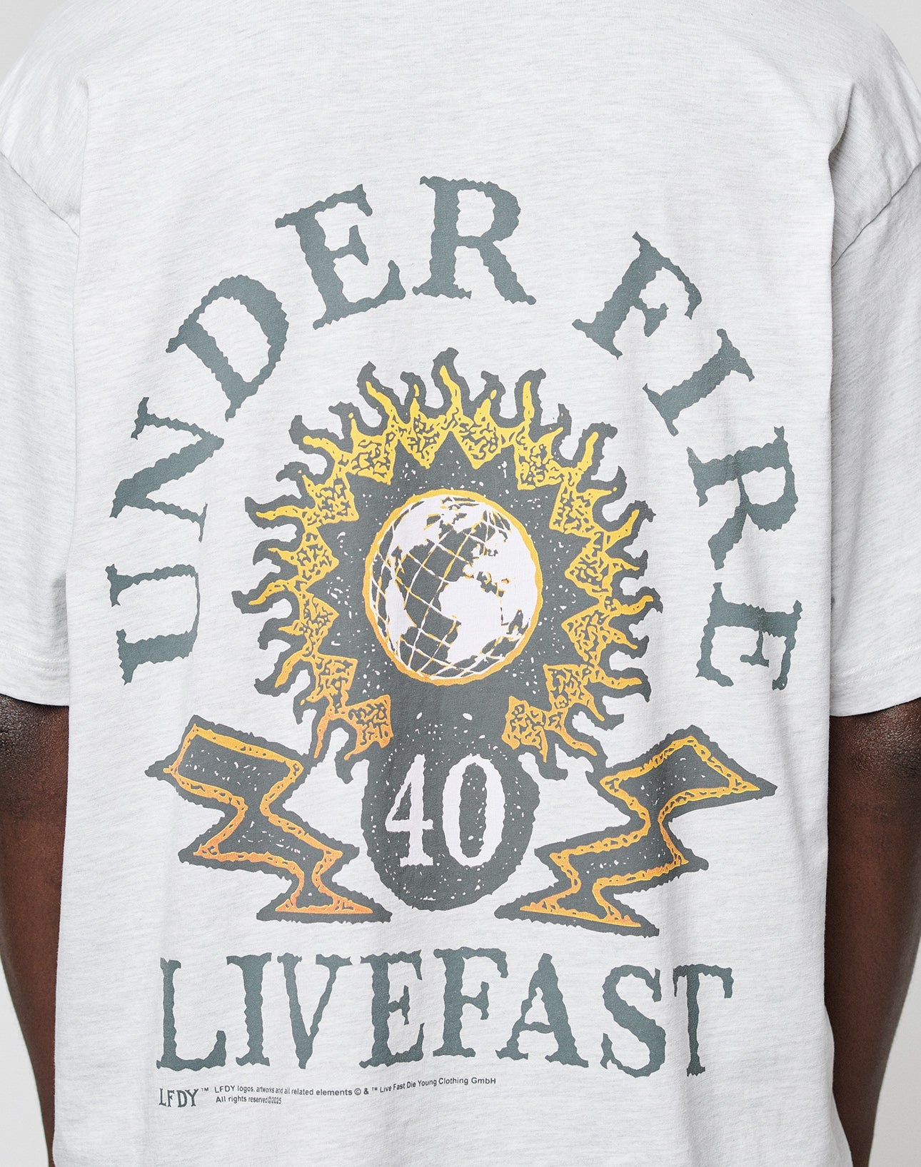 LFDY Under Fire Tee Weiß Grau Backprint 
