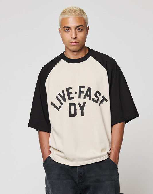 Live Fast Raglan Tee Schwarz Frontansicht