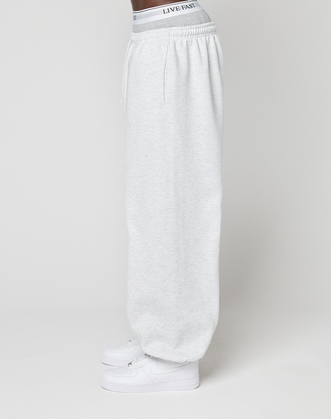 LFDY Greetings Jogger