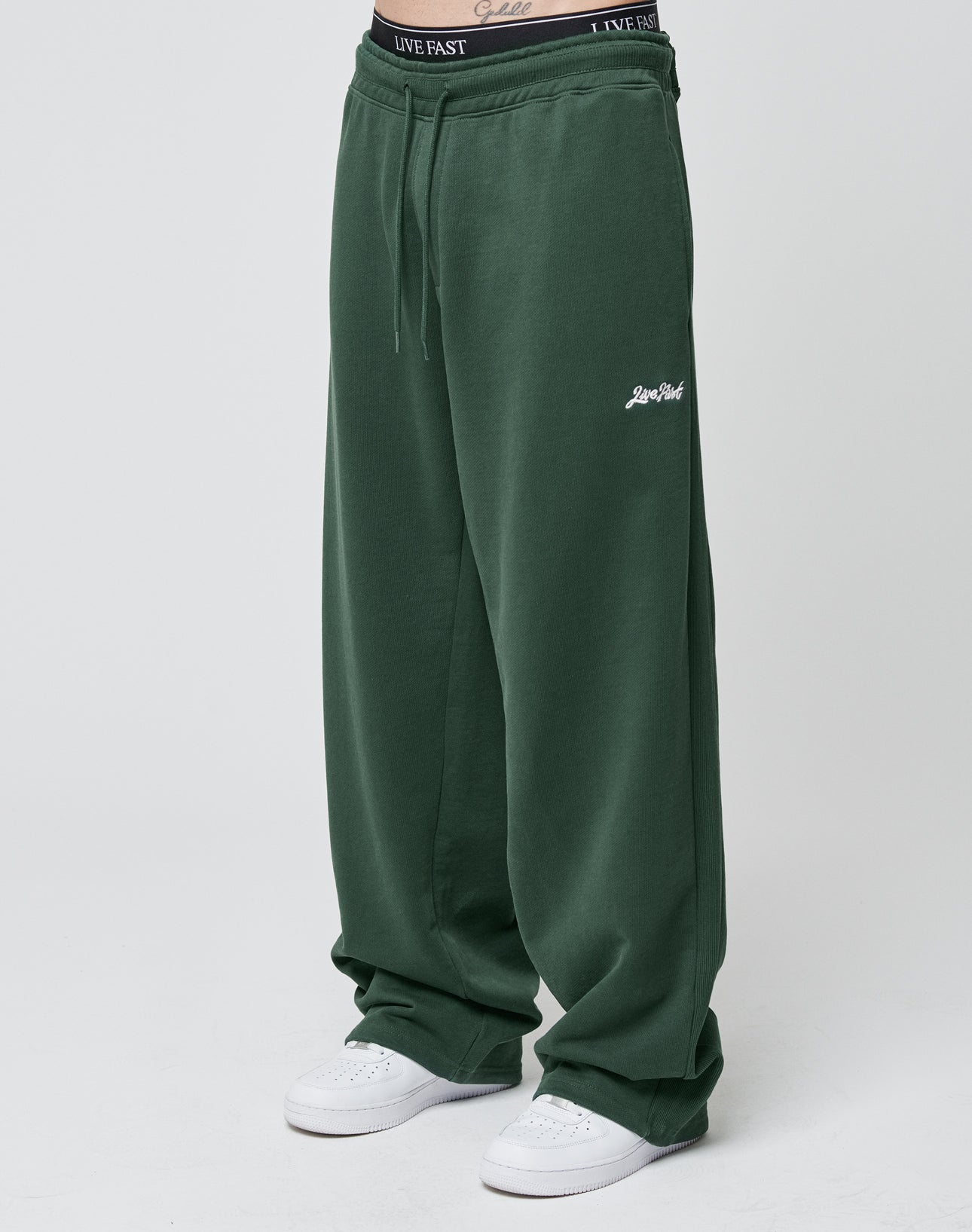 Basic Wide Jogger
