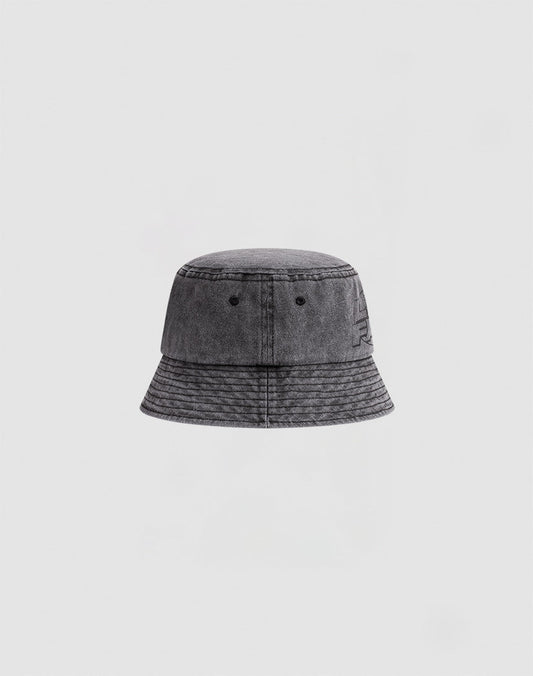 The LFDY Oval Bucket Hat by LIVE FAST DIE YOUNG features gray denim in Vintage Waschung, visible stitching, two front ventilation eyelets, a subtle logo print, and is made from 100% Baumwolle, shown on a plain white background.