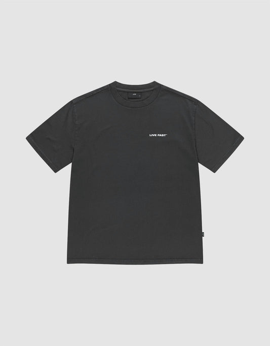 The LFDY Grand Theft Tee by LIVE FAST DIE YOUNG is a black, 100% Baumwolle oversize-fit short-sleeve shirt with "LIVE FAST" in small white letters on the left chest, shown against a light grey background.