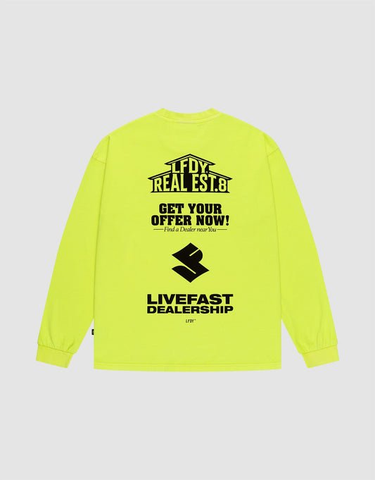 The LFDY Real Est.8 Longsleeve by LIVE FAST DIE YOUNG is a neon yellow, oversized 100% Baumwolle shirt with bold black front and back prints including REAL EST.8, GET YOUR OFFER NOW!, and the stylized LIVEFAST DEALERSHIP logo. | plain