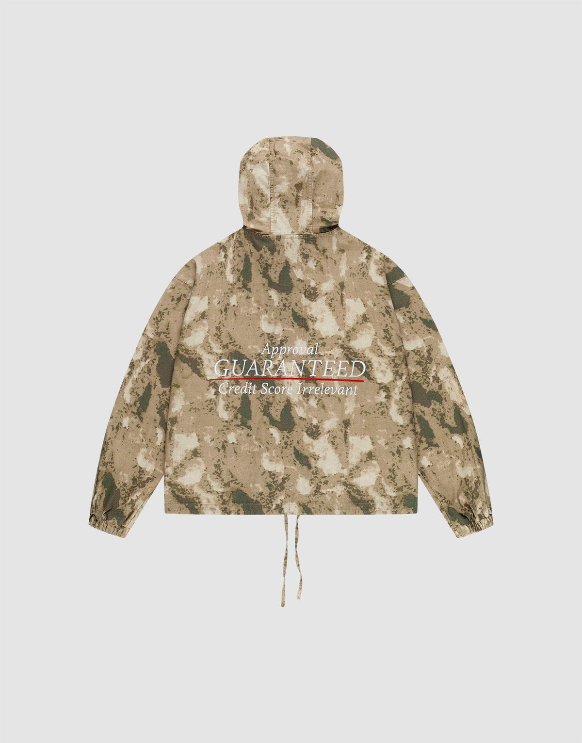 The LFDY Camo Halfzip Jacket by LIVE FAST DIE YOUNG is a tan and green camo hoodie with “Approval GUARANTEED Credit Score Irrelevant” on the back, made from 100% Baumwolle, featuring a drawstring hem and elastic cuffs.