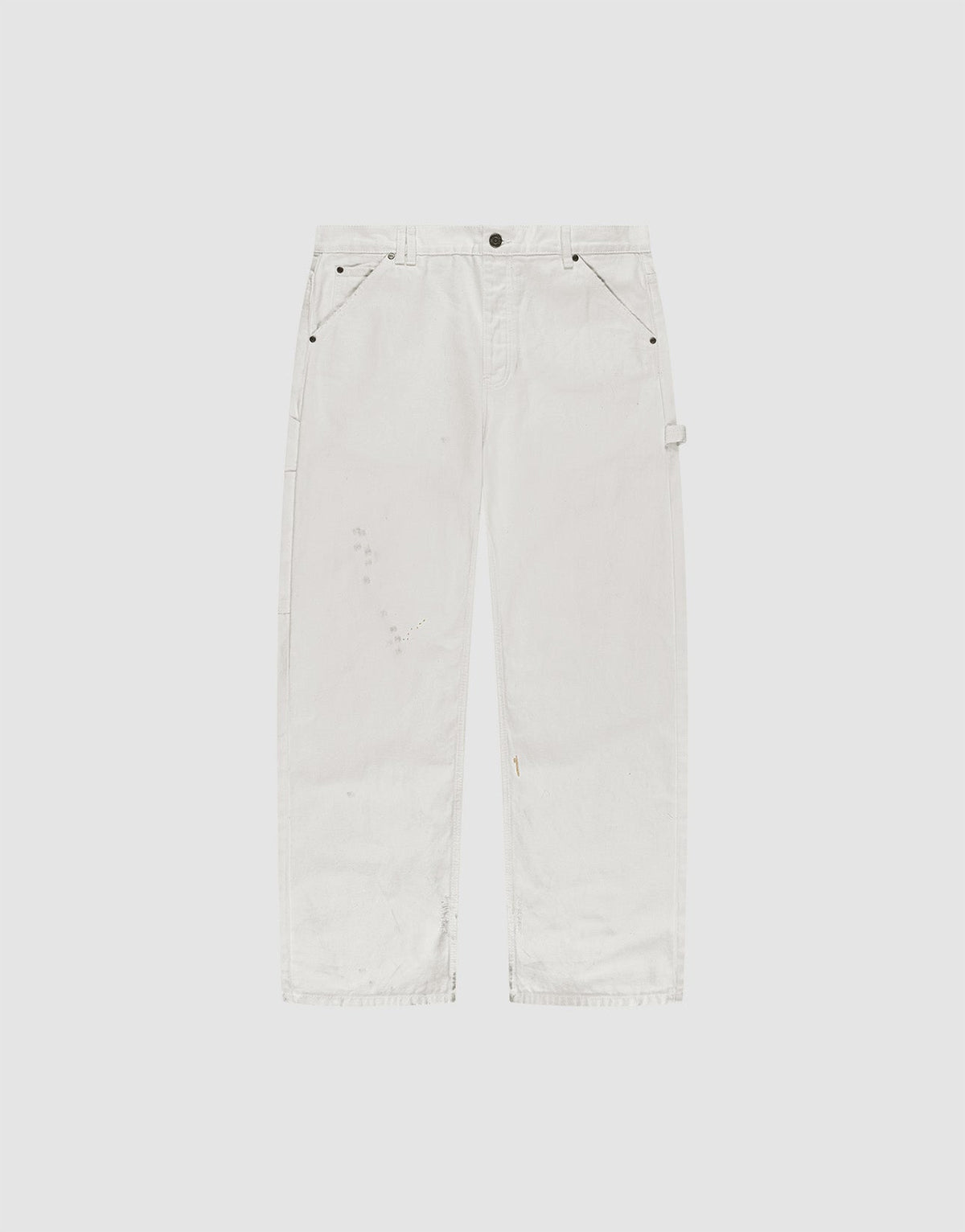 LIVE FAST DIE YOUNG Worker Pants shown flat on a light gray background. These white denim carpenter pants feature a baggy fit, straight legs, subtle distressing, side carpenter pockets, hammer loop, and are made from 100% Baumwolle. | plain