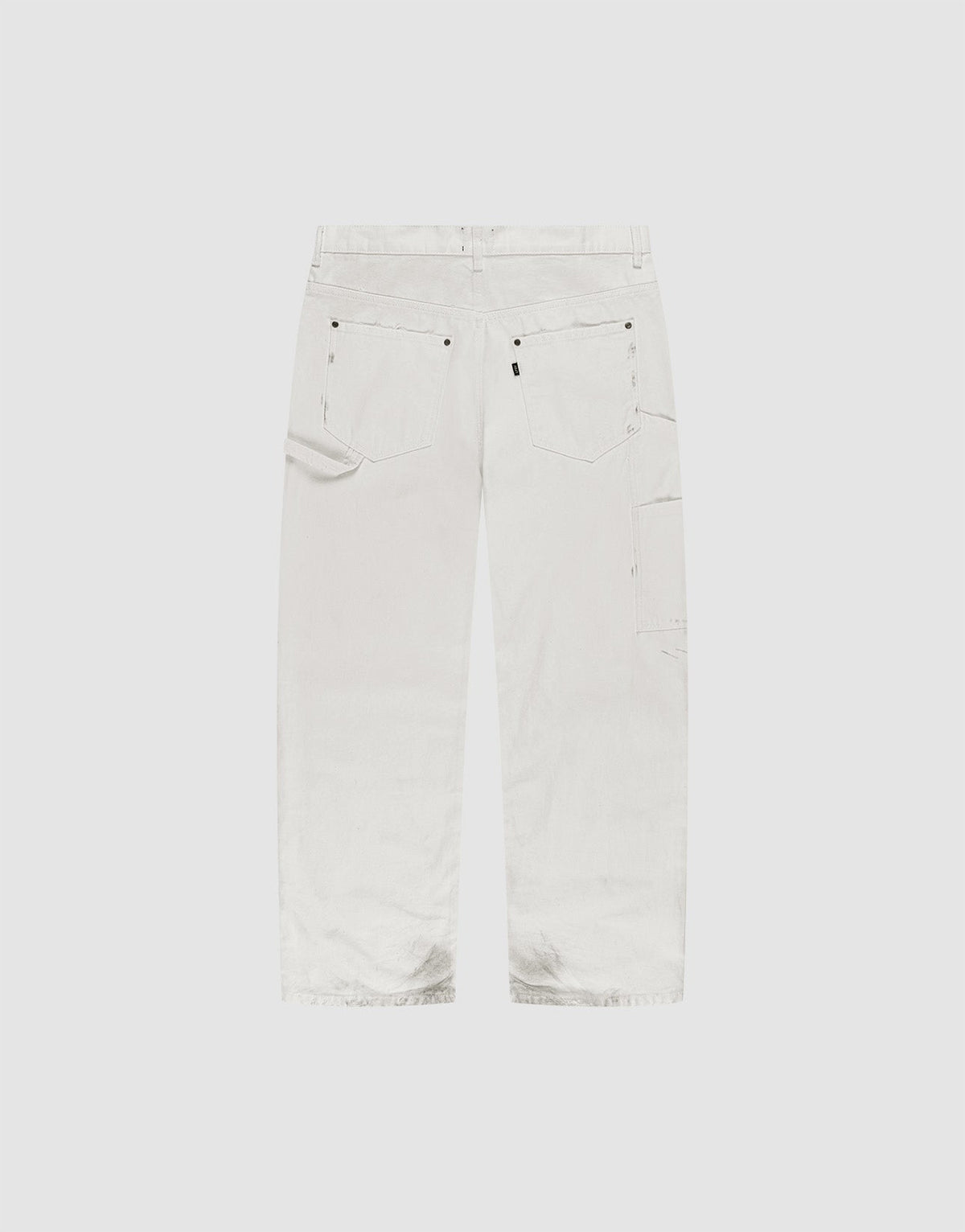 Back view of LIVE FAST DIE YOUNG Worker Pants in white: baggy fit, straight legs, large back pockets, carpenter pocket, visible seams. Crafted from 100% Baumwolle and shown against a plain light background.