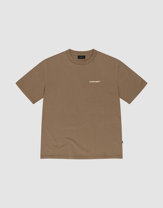 The Live Fast Plain Tee by LIVE FAST DIE YOUNG is a 100% Baumwolle brown short-sleeve shirt featuring a small white LIVE FAST print on the left chest, shown on a light gray background.